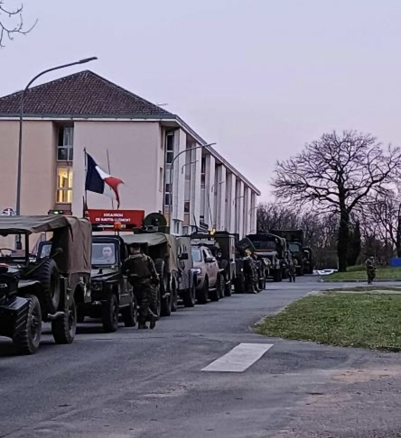 02-515-regiment-train-1